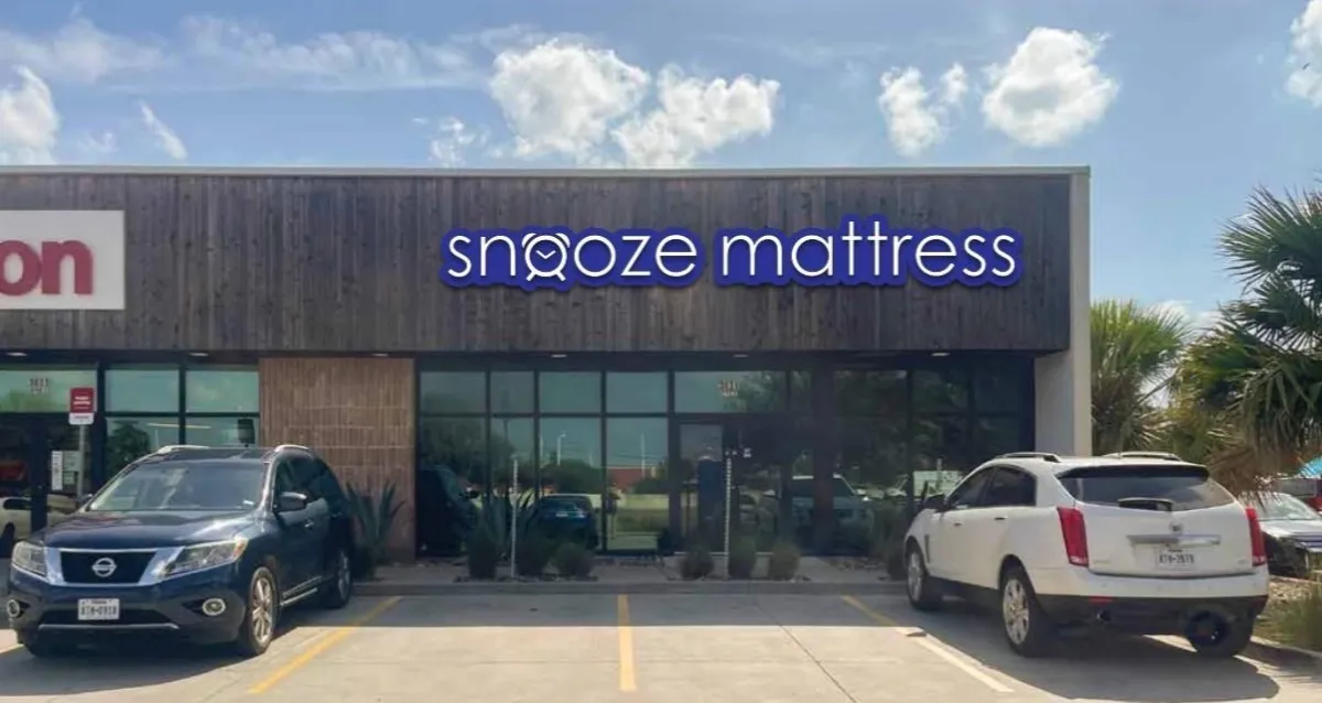 Snooze Mattress Company storefront in Brownsville where you can test mattresses for aches and pains